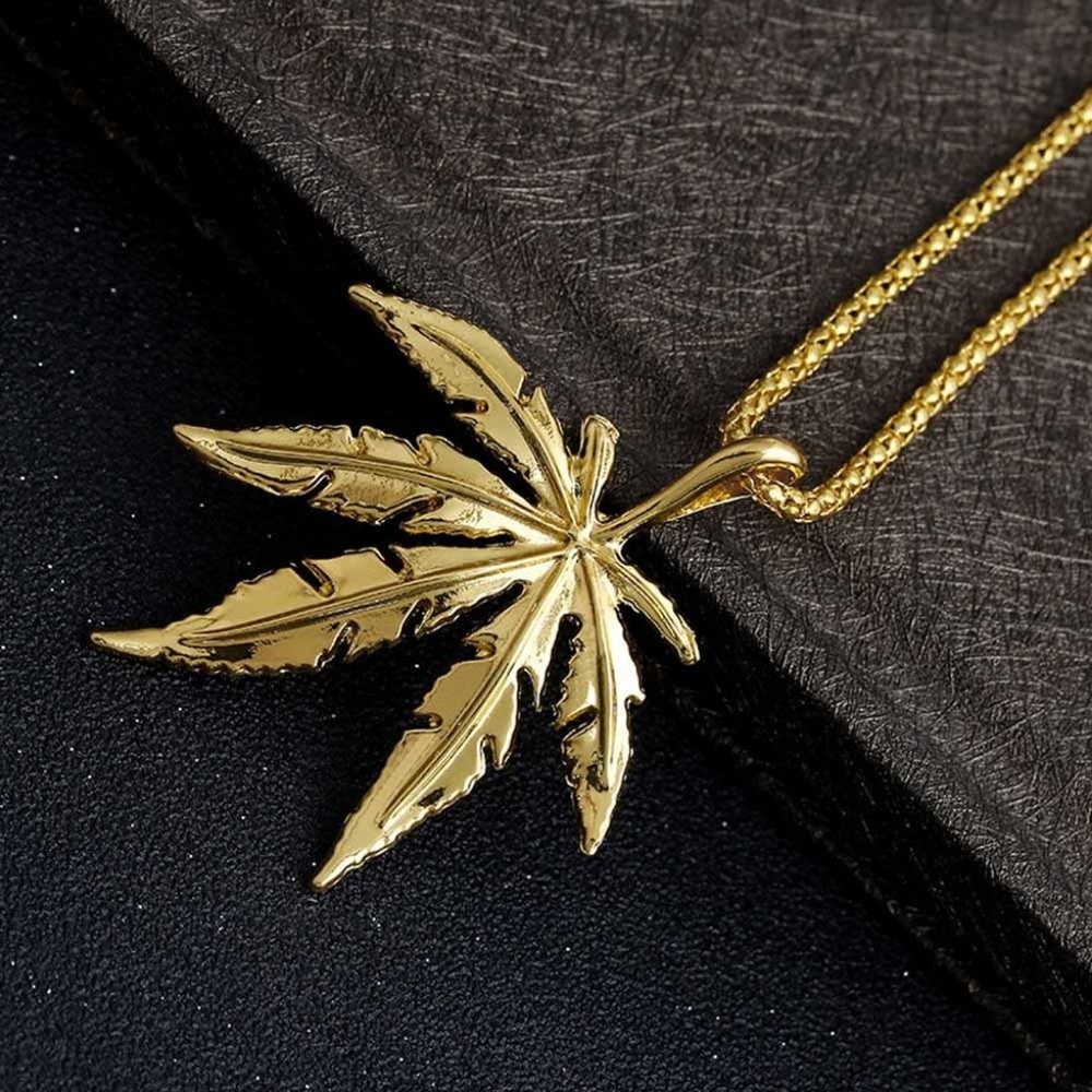 Leaf Pendant Chain Necklace - Picture 3 of 3